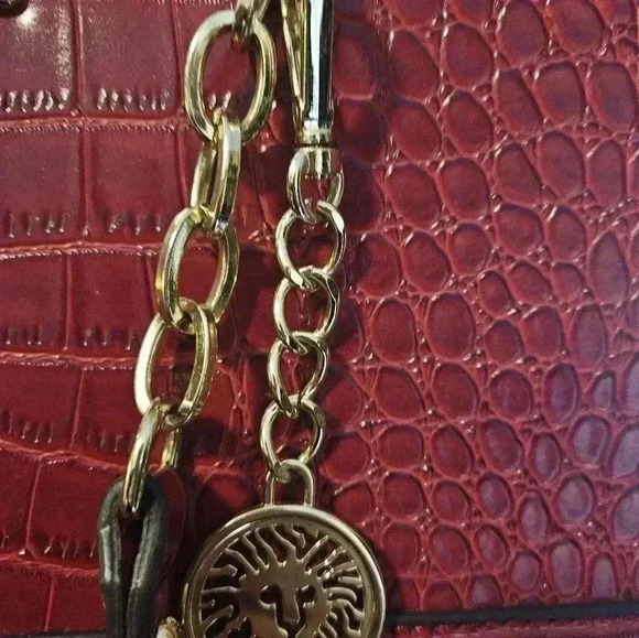 Anne Klein Coast is Clear Red Crocodile Print Womens Bag - Picture 4 of 8